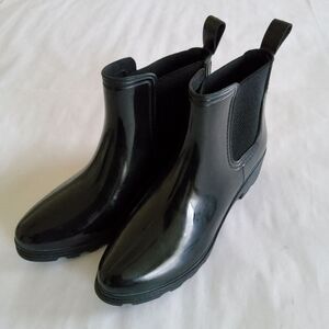 New Ocean + Coast Black Chelsea Ankle Rain Boots Size 10